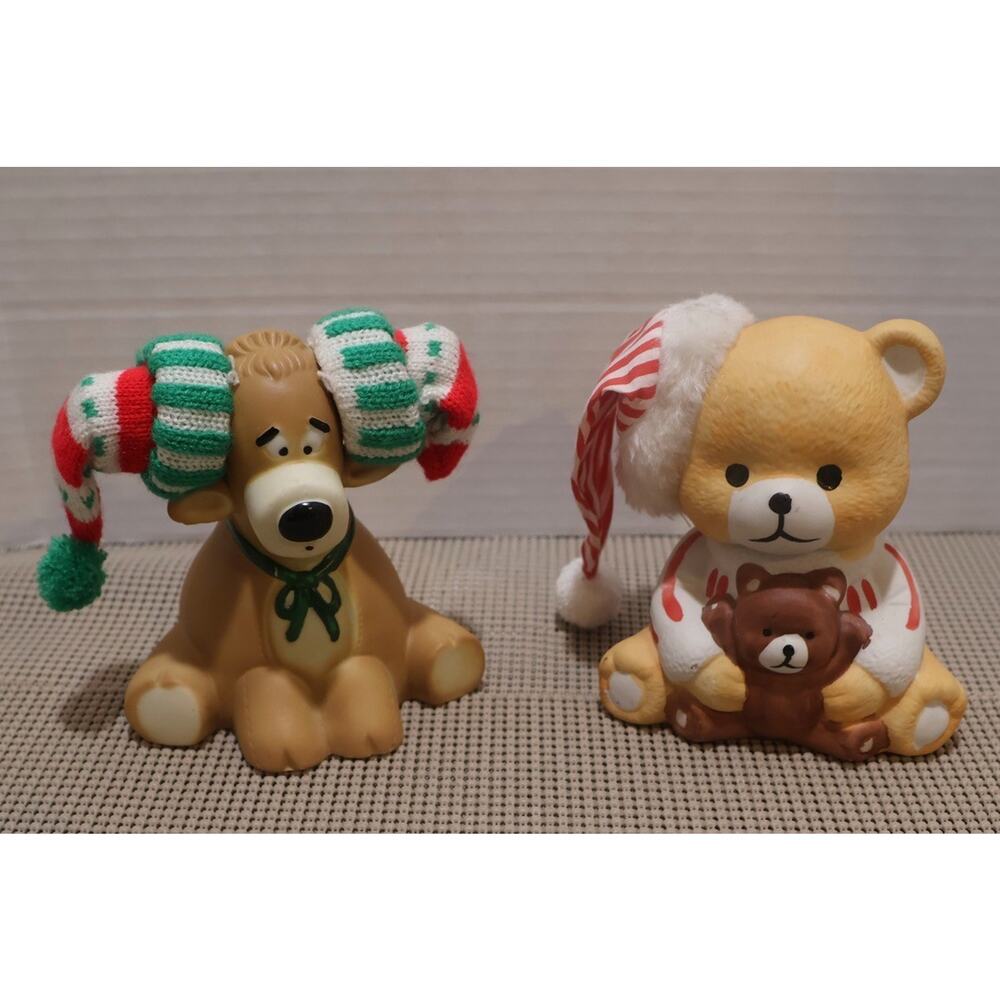 Christmas Around the World Ceramic Teddy Bear Dog Lot of 2 Light Up Lamp 1980s